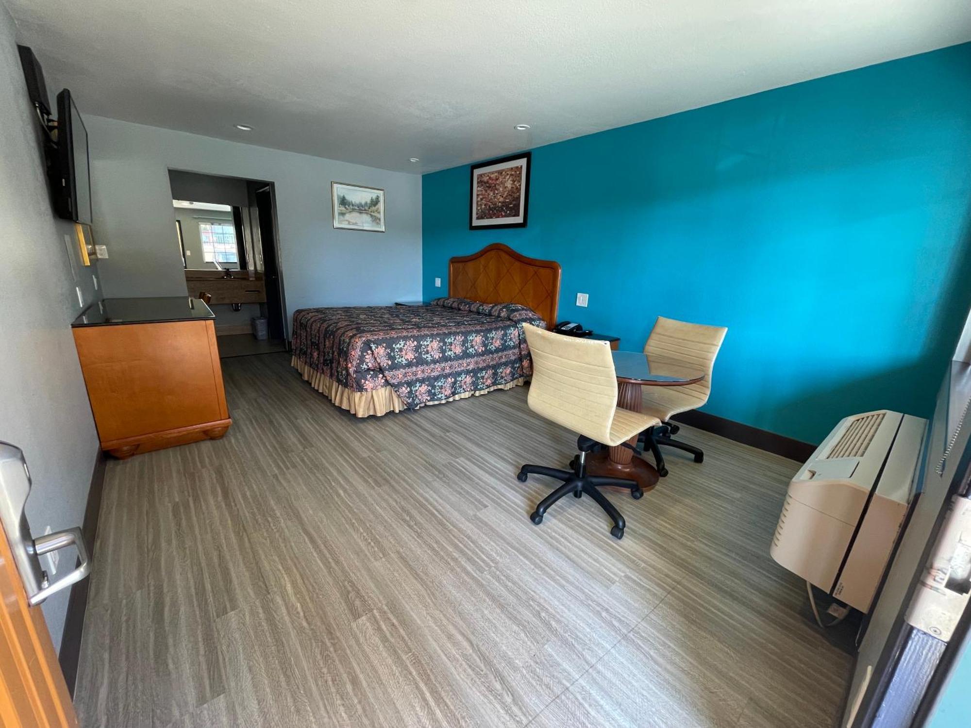كاسترو فالي Travelers Inn المظهر الخارجي الصورة
